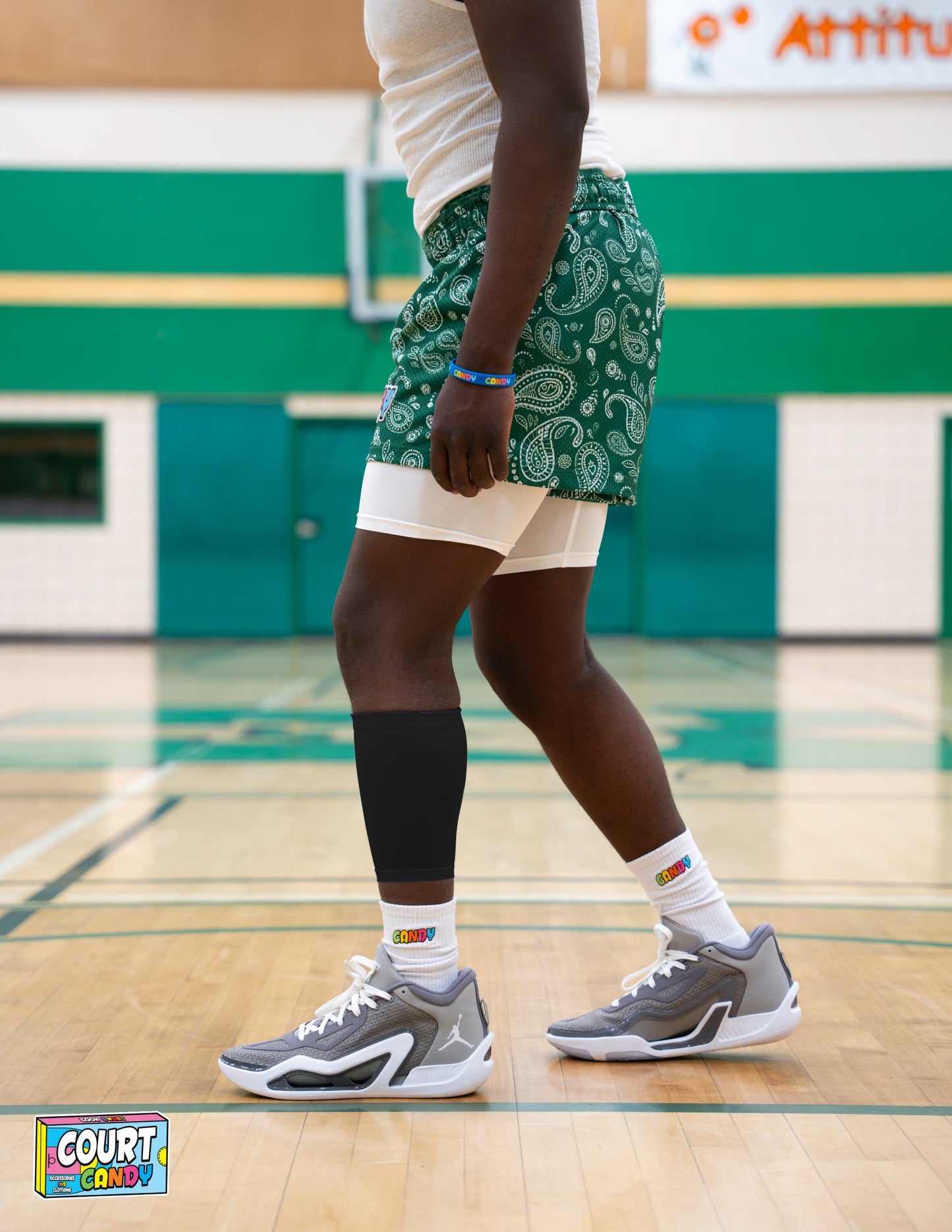 Black Court Candy Basketball Compression Calf Sleeve Calf Sleeves Breathable Polyester Spandex Shin Sleeve Running Sleeve Ankle Short Long Compression Sock Men Women Youth Mens Womans