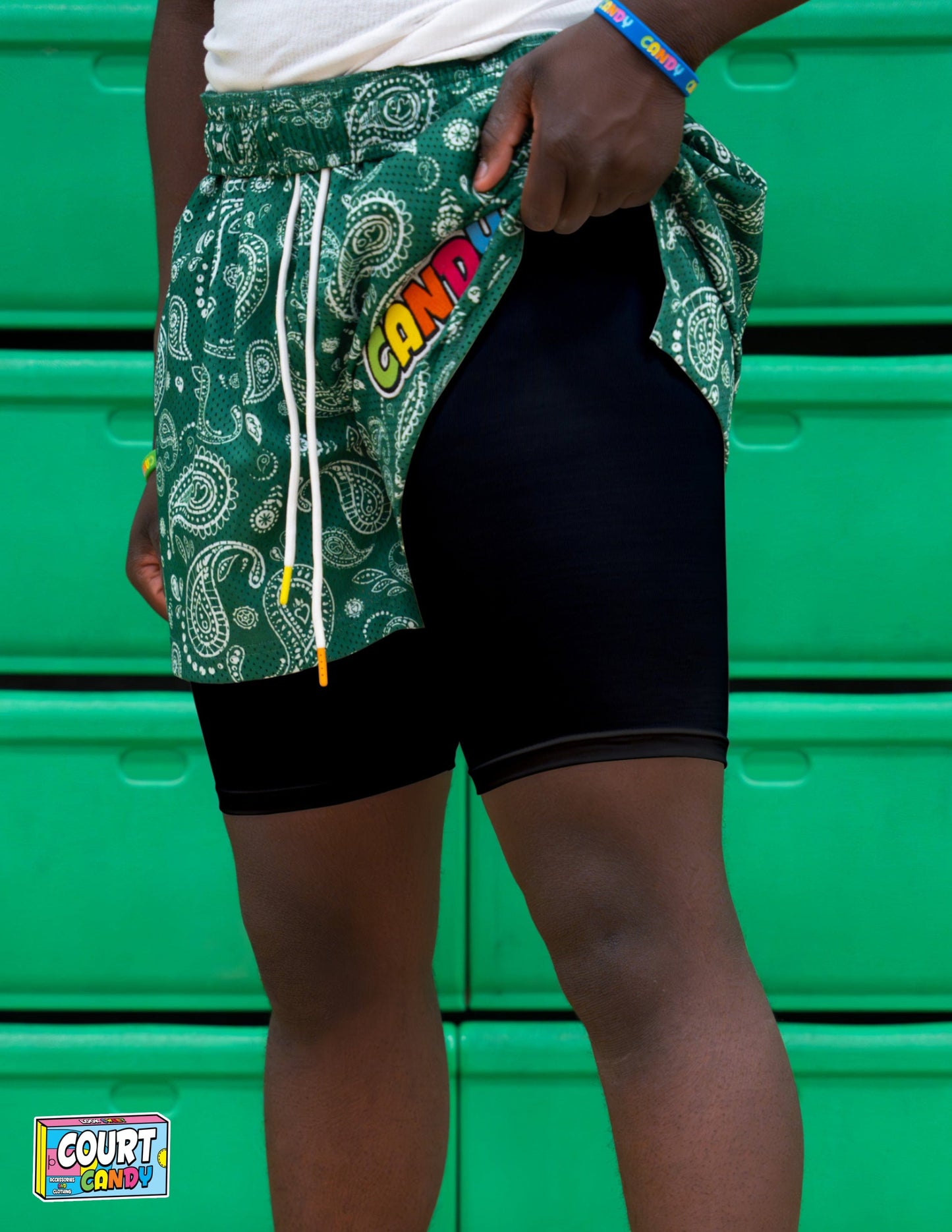 COMPRESSION SHORTS